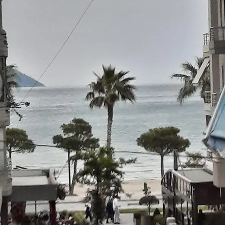 Bregu Lungomare * Vlore